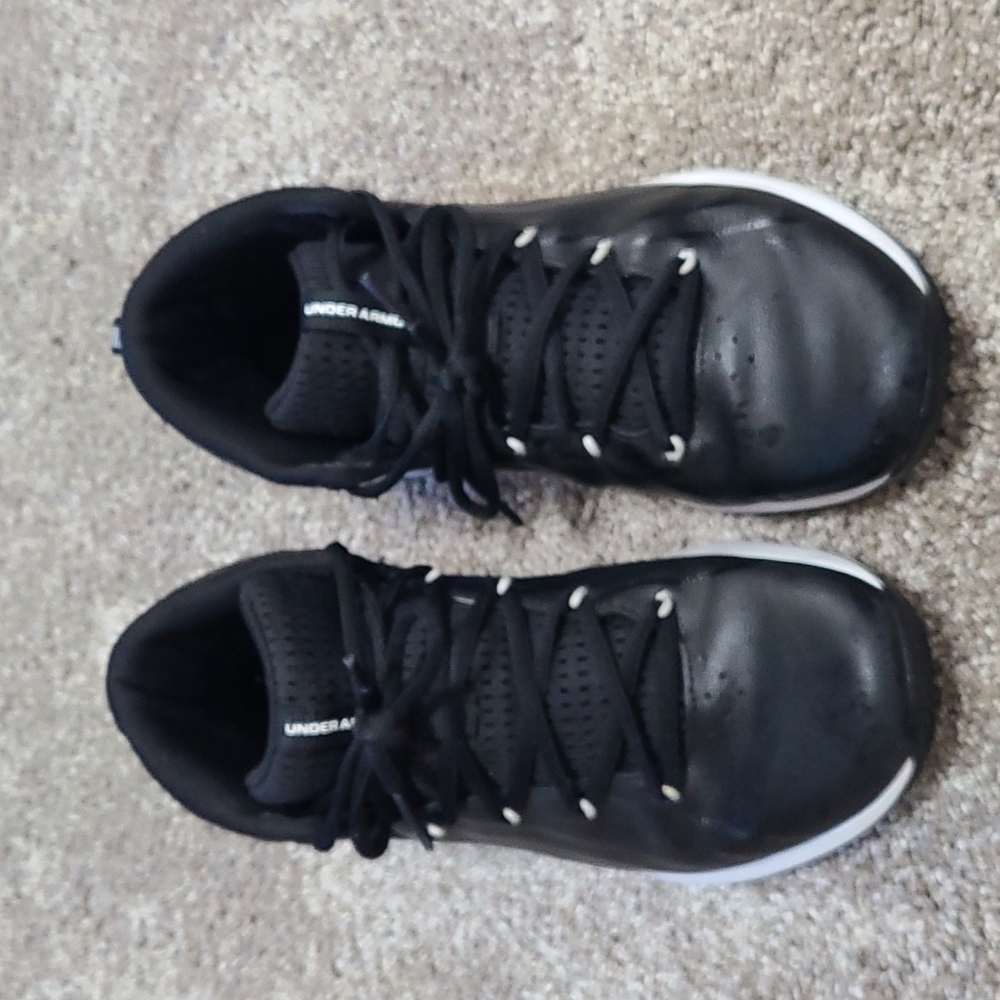 Under Armour Youth Basketball Shoes